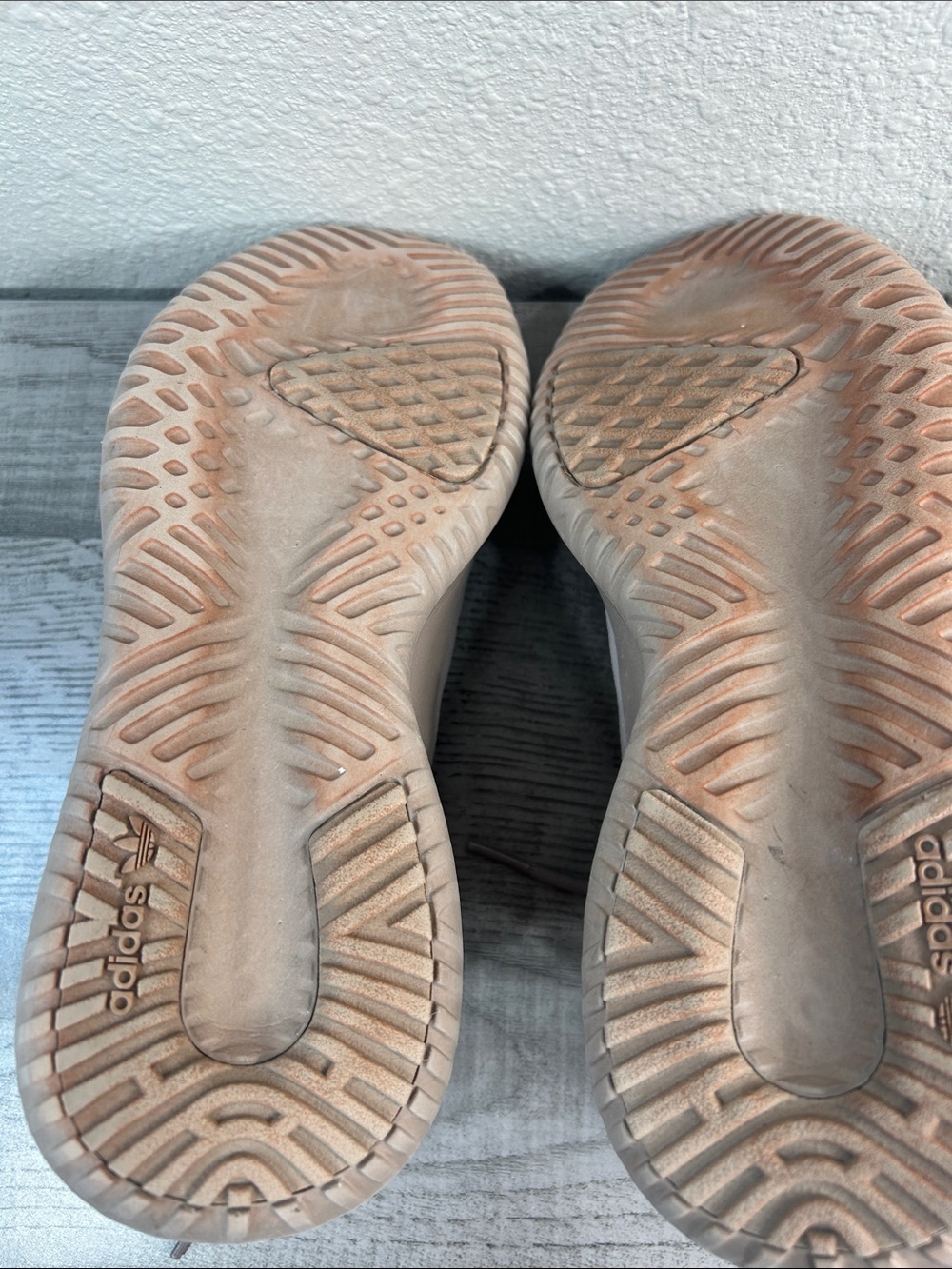 Adidas Tubular Shadow Women’s Sneakers Taupe Pink Casual Athletic Shoes Size 6.5 - Picture 9 of 10